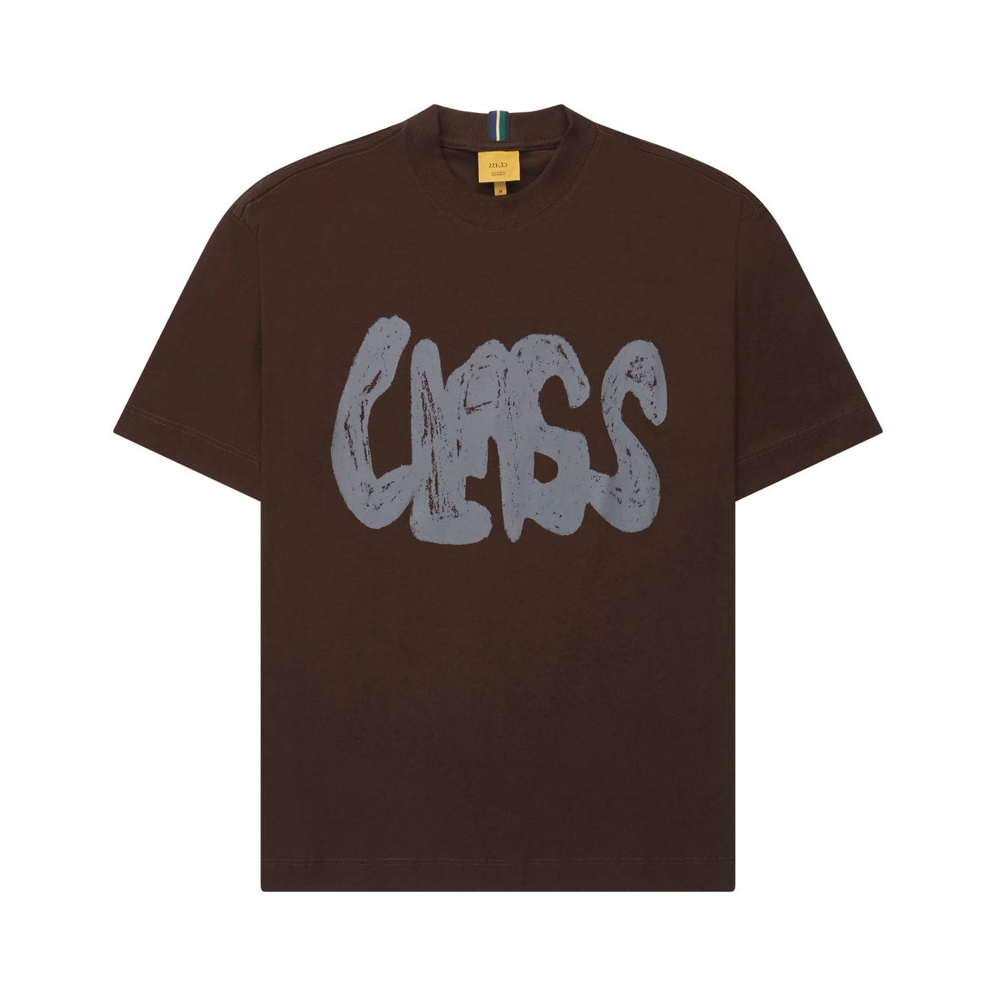 Camiseta marrom com estampa branca “CLASS GIZ” na frente, gola careca