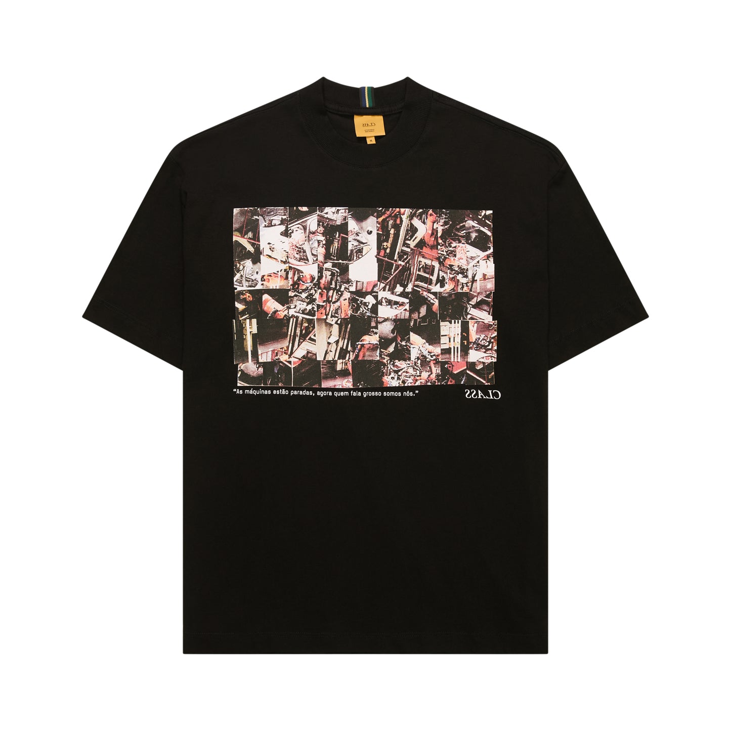 Camiseta preta com estampa retangular colorida frontal e etiqueta na gola