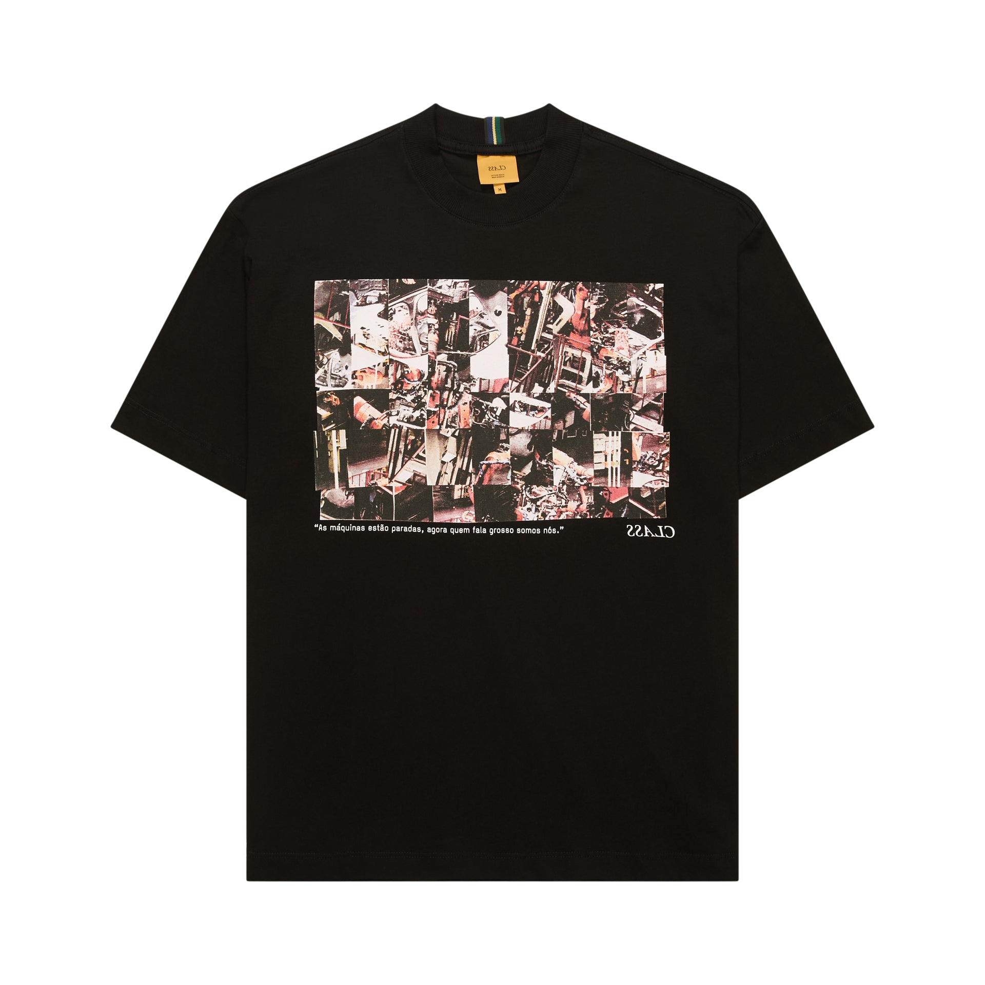 Camiseta preta com estampa retangular colorida frontal e etiqueta na gola