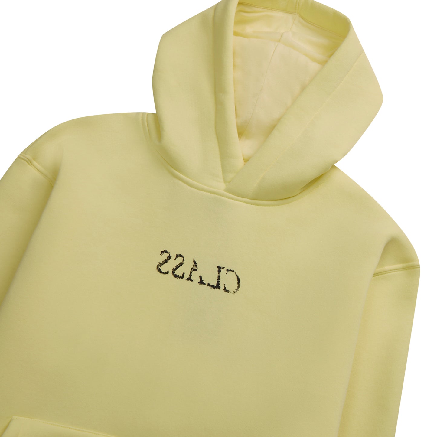Moletom amarelo com capuz e estampa frontal preta em close, tecido liso