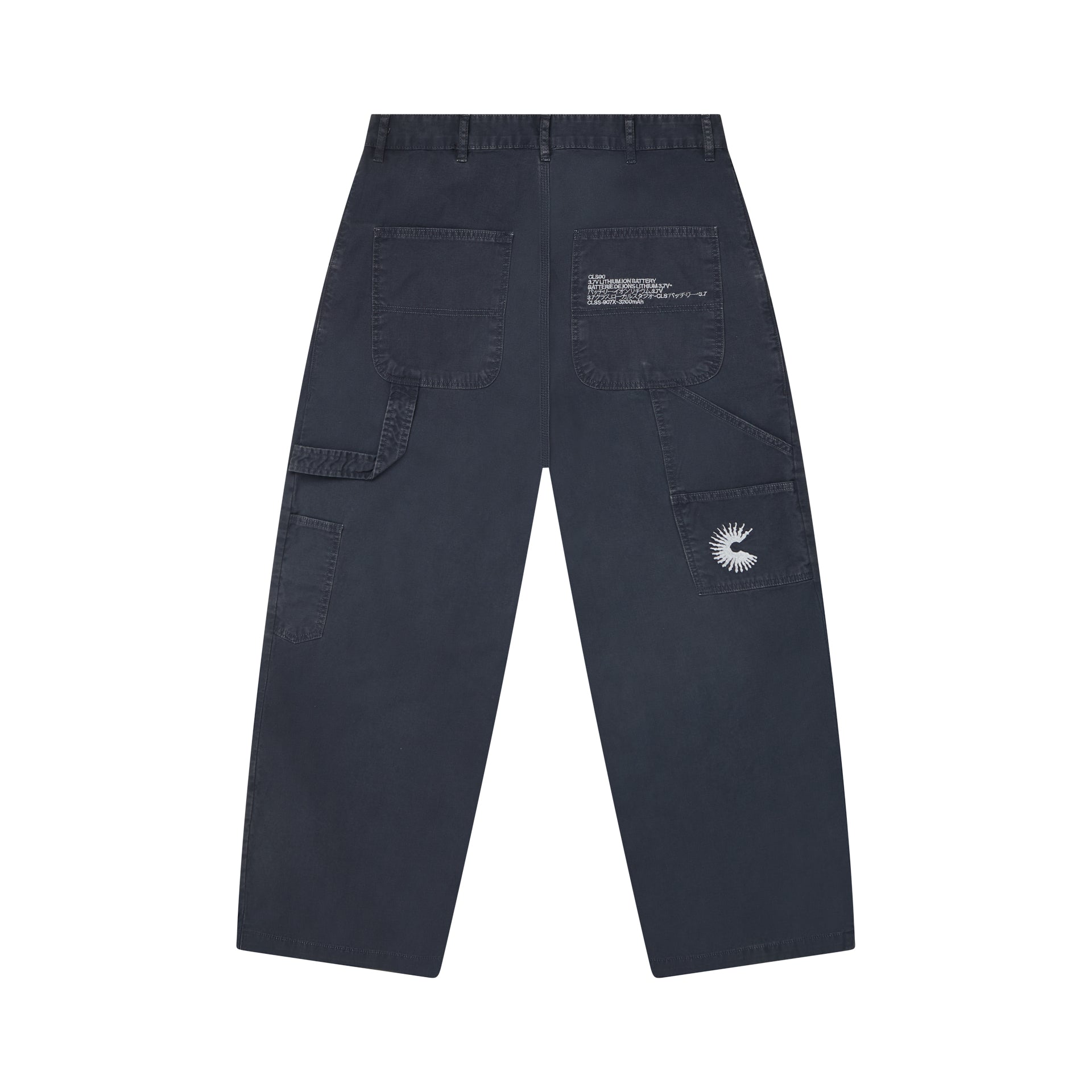 Calça cargo azul escuro com bolsos laterais e patch no lado