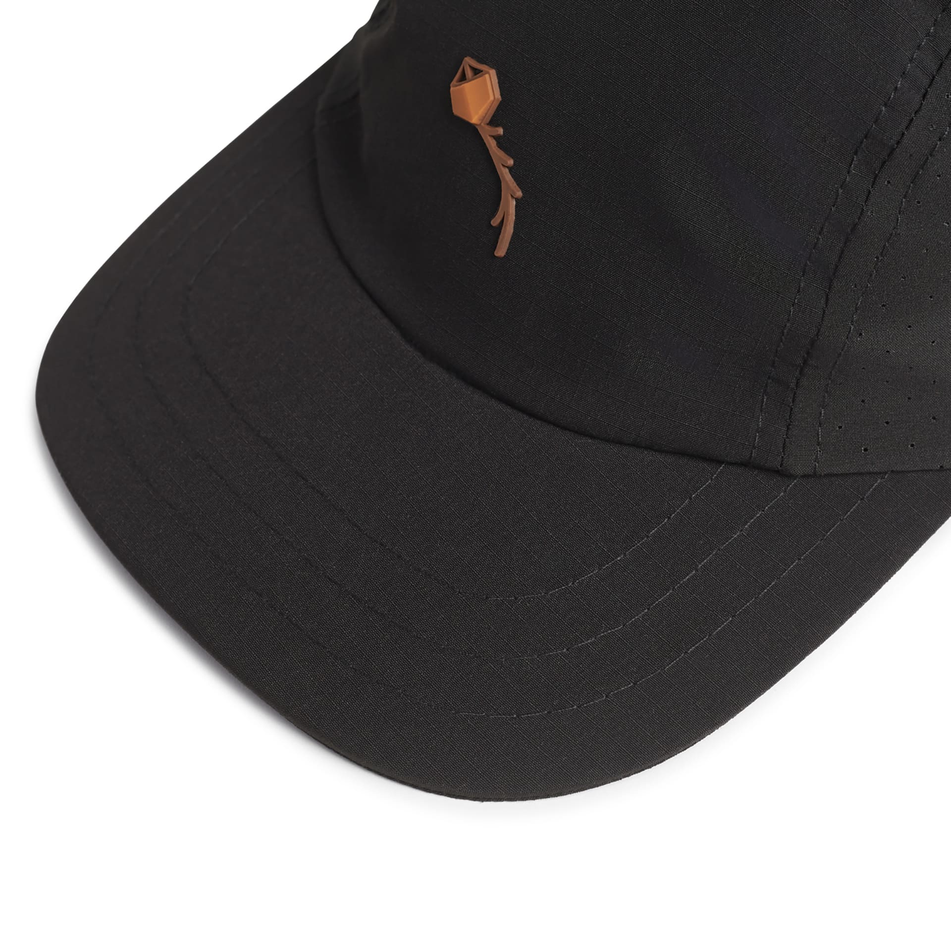 Boné preto de 3 painéis, vista lateral com bordado 3D laranja