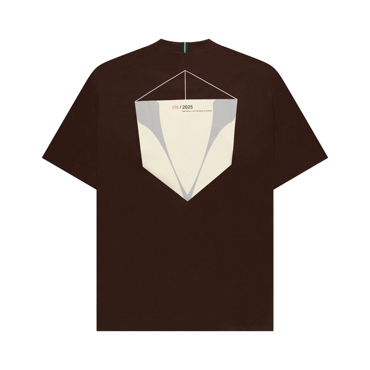 Camiseta marrom com estampa geométrica branca nas costas