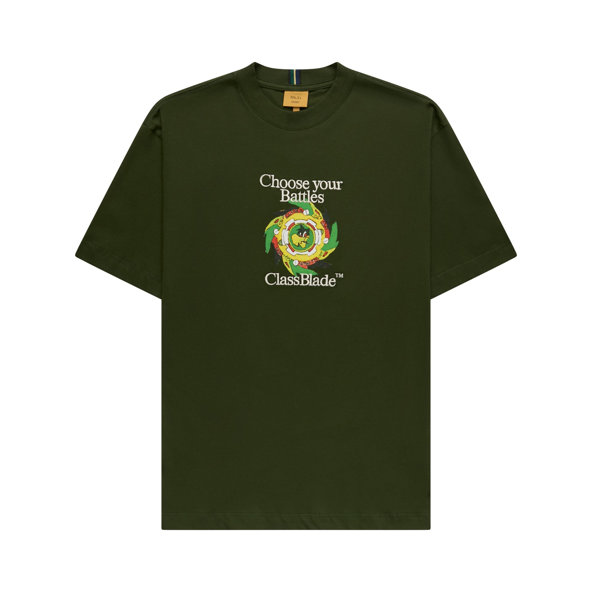 Camiseta verde com gola careca e estampa frontal colorida ClassBlade