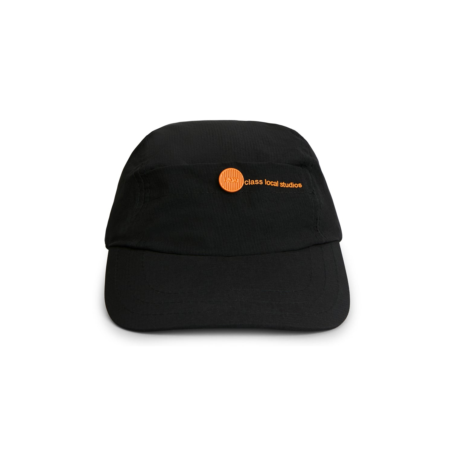 Boné esportivo preto de 3 painéis com emblema laranja frontal