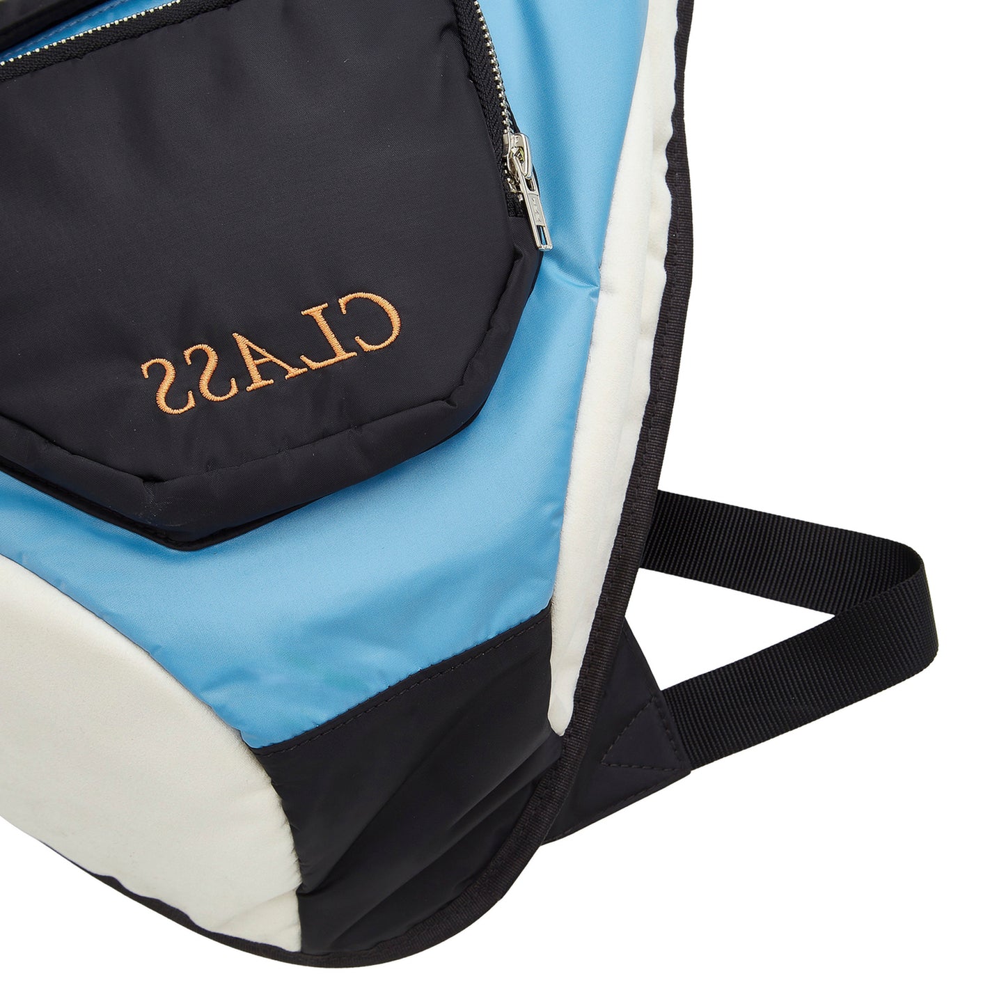 Bolsa sling azul e off white com bolso frontal e zíper metálico na parte superior