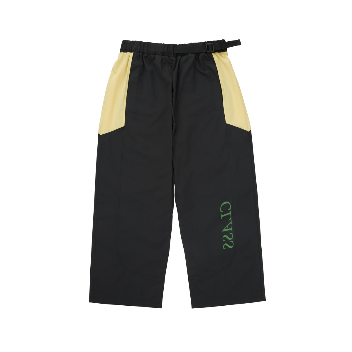 Calça preta com faixa amarela e logo verde bordado na perna