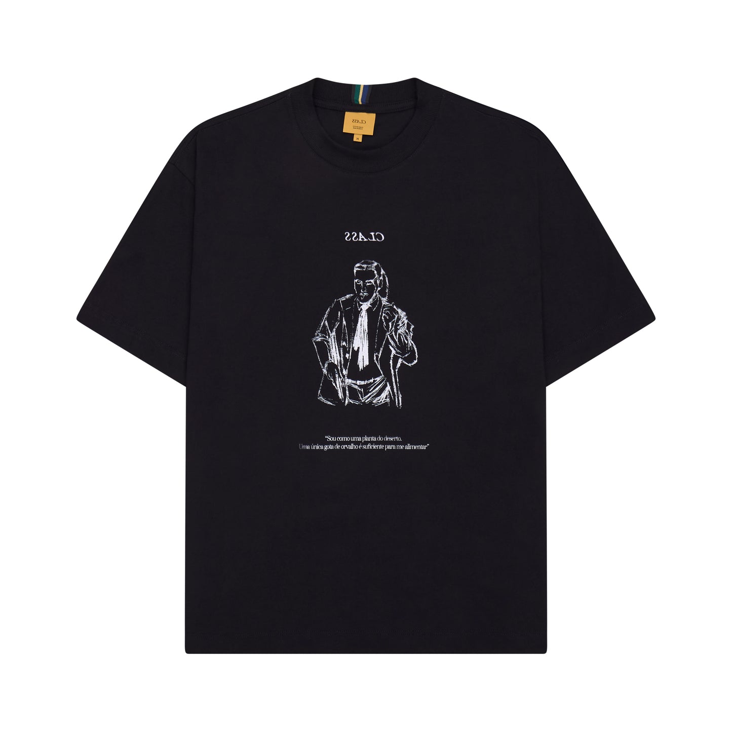 Camiseta preta com estampa frontal em preto e branco de músico e texto pequeno