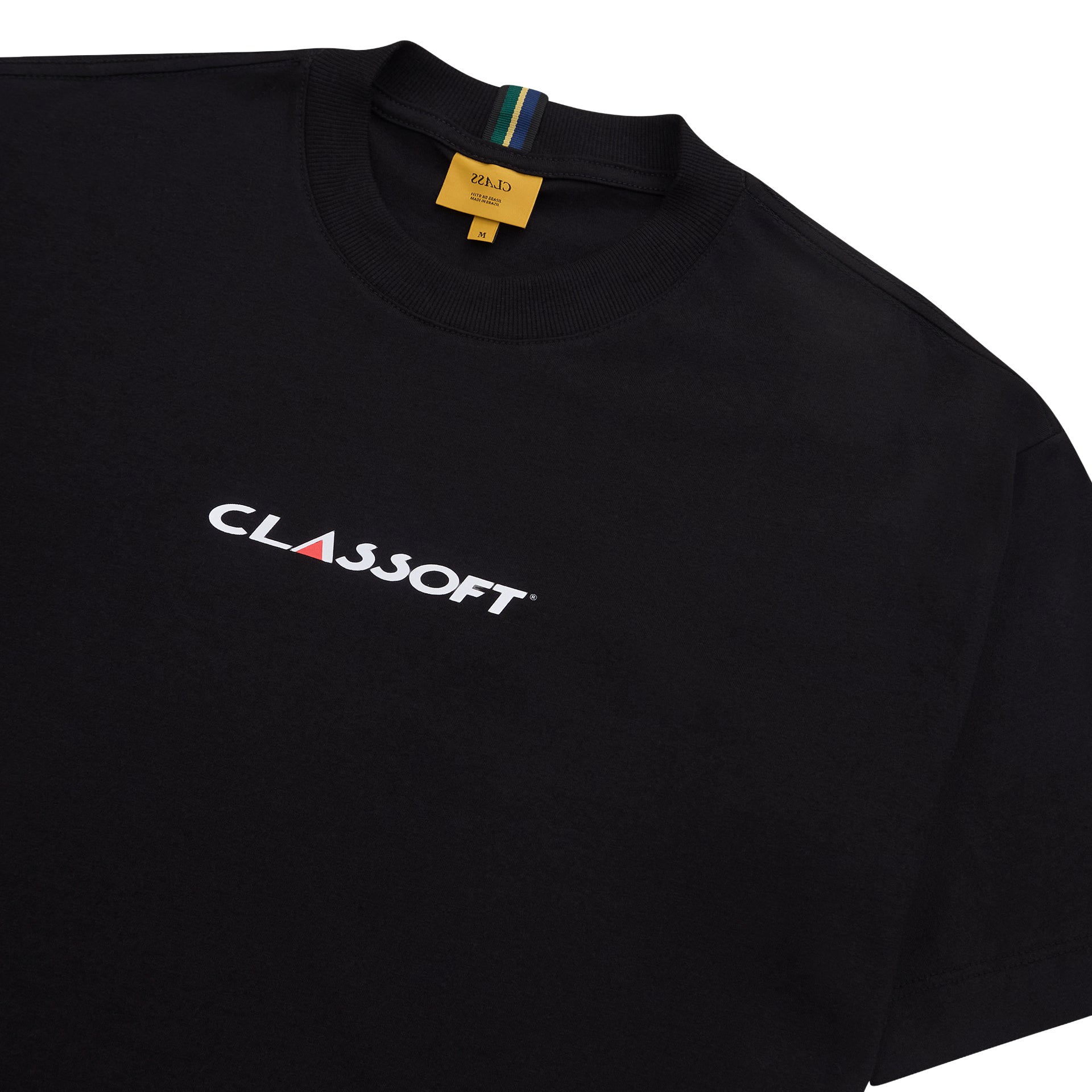 Camiseta preta gola careca e estampa CLASSOFT